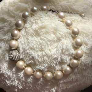Ann Taylor Pearlized Statement Necklace